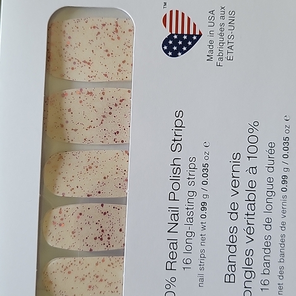 Color Street - Frills & Thrills - Picture 4 of 7